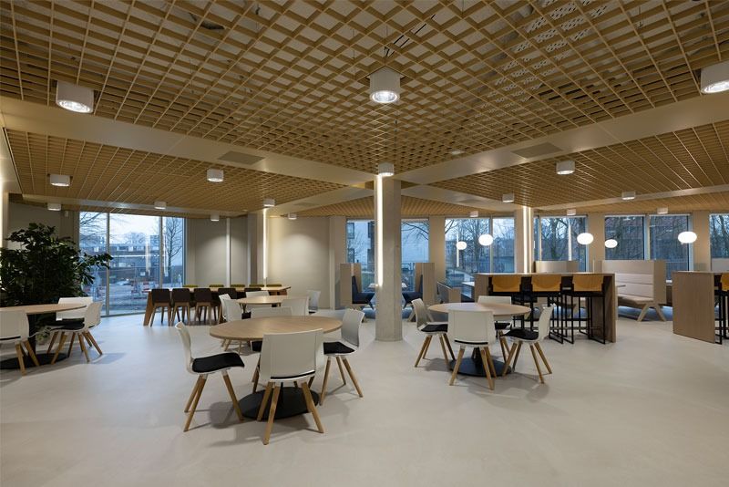 rijksgebouw in haarlem